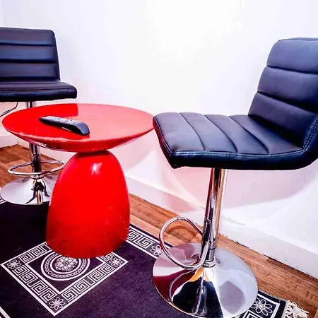 Διαμέρισμα 4 Bedrooms Appartement With Wifi At Liege *
